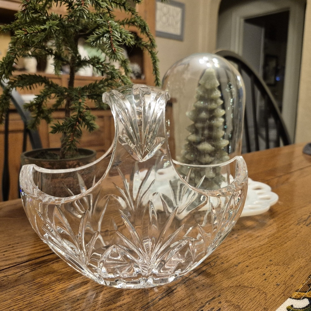 WATERFORD Crystal Basket
